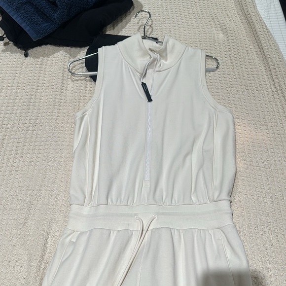 Athleta Legend Triumph Onesie - Picture 3 of 5